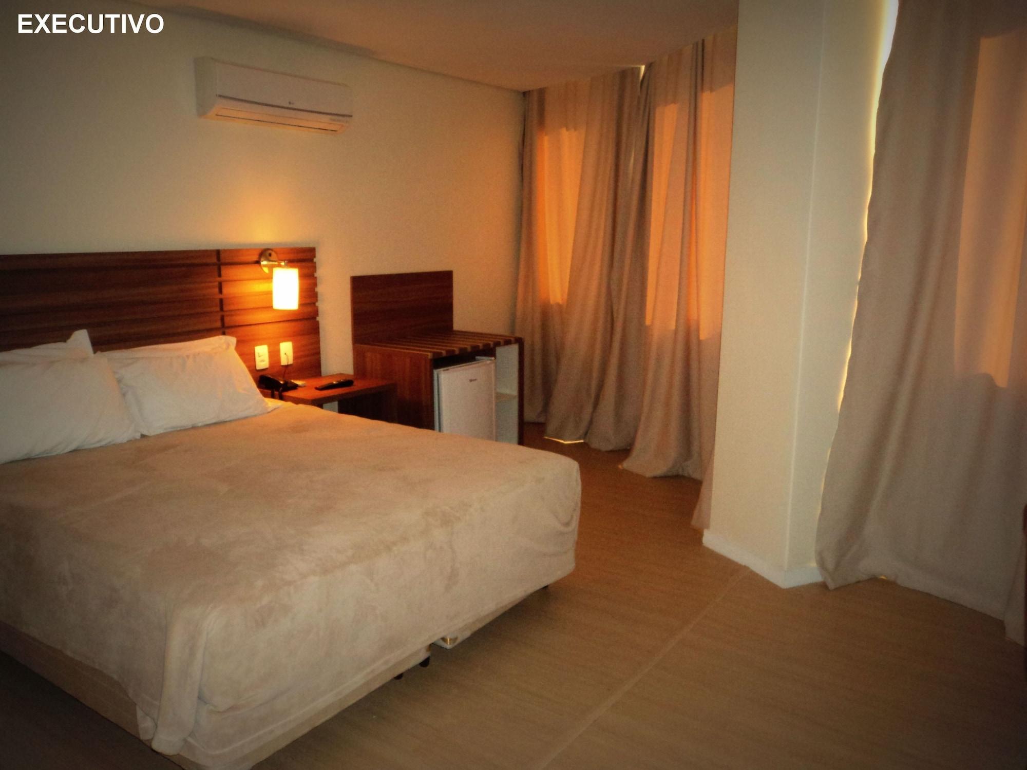 Umbu Hotel Porto Alegre - Centro Historico - Prox Aeroporto 15Min Buitenkant foto