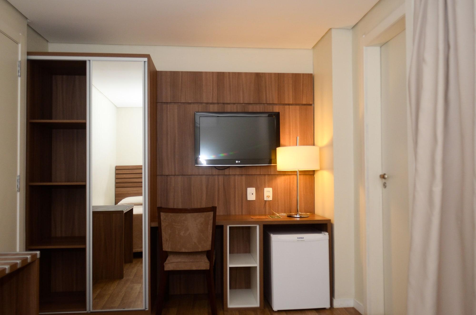 Umbu Hotel Porto Alegre - Centro Historico - Prox Aeroporto 15Min Buitenkant foto
