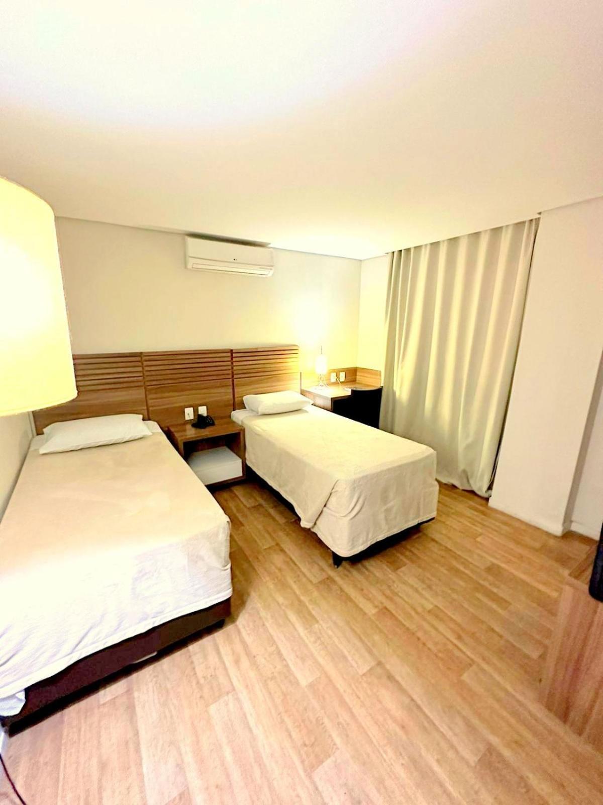Umbu Hotel Porto Alegre - Centro Historico - Prox Aeroporto 15Min Kamer foto