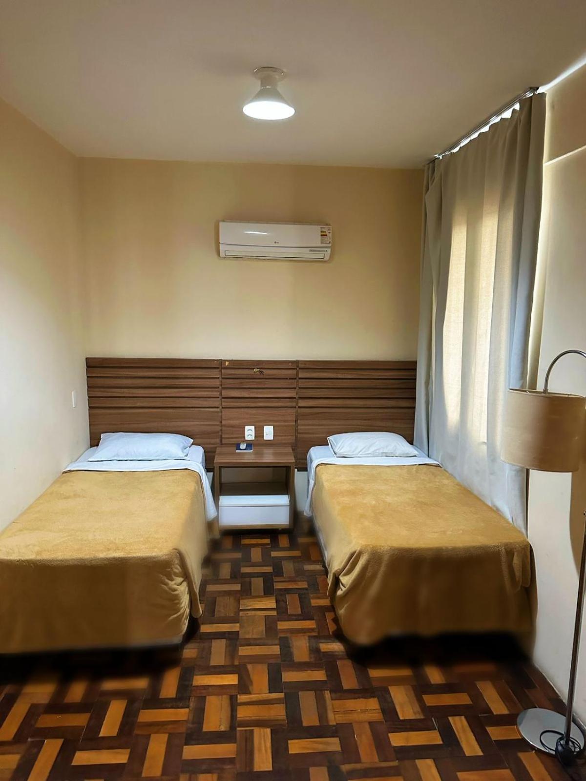 Umbu Hotel Porto Alegre - Centro Historico - Prox Aeroporto 15Min Kamer foto