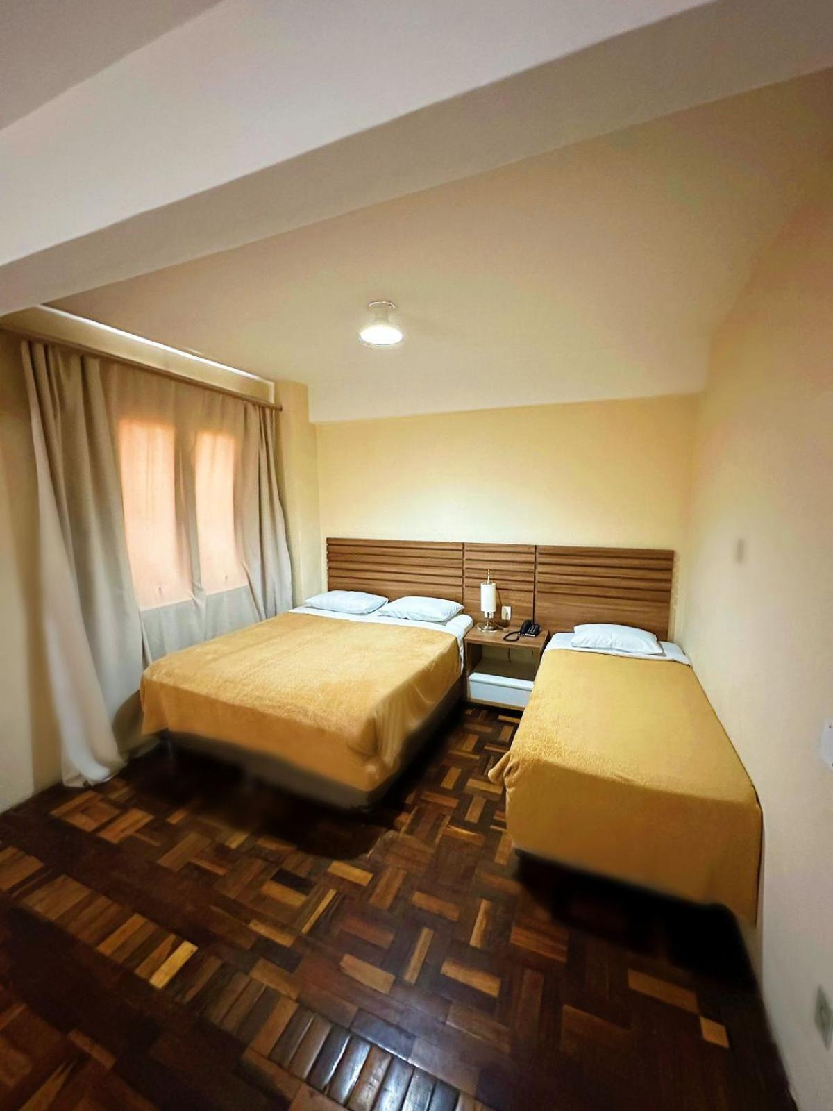Umbu Hotel Porto Alegre - Centro Historico - Prox Aeroporto 15Min Kamer foto
